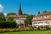 Lustgarten mit Schloss und Orangerie, Erbach, Odenwald, Hessen, Deutschland