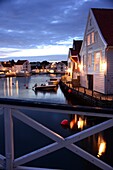 Abends in Skudeneshavn auf der Karmoy-Insel, nördlich von Stavanger, Norwegen