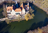 Taufkirchen an der Vils, Wasserschloss, Luftaufnahme, Bayern, Deutschland