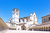 Assisi; Basilica San Francesco; Unterkirche, Oberkirche; Kolonnaden, Umbrien, Italien