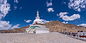 Shanti Stupa in Leh, Ladakh, Jammu und Kaschmir, Indien, Asien