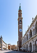 Vicenza; Piazza dei Signori, Basilica Palladiana, Torre di Piazza, Palazzo Monte di Pieta, Venetien, Italien