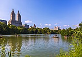 New York City, Manhattan, Central Park, The Lake, San Remo Apartments
