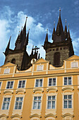 Untersicht der Kirche der Jungfrau Maria vor dem Teyn, Prag, Tschechische Republik