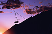 Silhouette eines Skilifts, Snowbird, Salt Lake County, Utah, USA