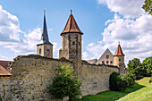 Sesslach; Stadtmauer, Stadtpfarrkirche, Bayern, Deutschland