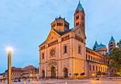 Speyer, Domkirche St. Maria und St. Stephan, Westfassade, Domplatz, Rheinland-Pfalz, Deutschland