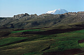 Landschaft mit einem Berg im Hintergrund, Mt Ararat, Türkei