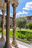 Rome, San Giovanni in Laterano, cloister with double columns and cosmat works