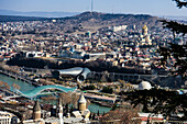 Altstadt von Tiflis im Frühjahr, Hauptstadt von Georgien