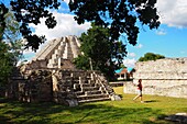 Mayan city of Mayapan on the Ruta Puuc, Yucatan, Mexico wg. MR: Andrea Seifert