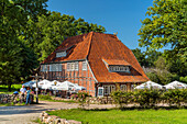 Gasthaus Zum Heidemuseum in the Lüneburg Heath, Wilsede, Bispingen, Lower Saxony, Germany