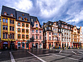 Bürgerhäuser auf der Nordseite des Mainzer Marktes, Mainz, Rheinland-Pfalz, Deutschland