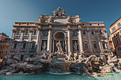 Touristen am Trevi-Brunnen, Rom, Latium, Italien, Europa