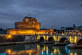 St. Angelo-Brücke (Ponte Sant'Angelo) und Castel Sant'Angelo, Engelsburg, UNESCO-Weltkulturerbe, Rom, Latium, Italien, Europa