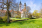 double folds; former Benedictine monastery and minster of Our Lady, monastery church, in the Swabian Jura, Baden-Württemberg, Germany