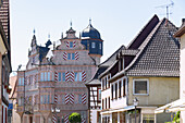 historisches Gasthaus Zum Engel mit Stadtmuseum in prächtigem Renaissancebau in Bad Bergzabern, Rheinland-Pfalz, Deutschland