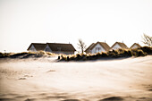 Sandsturm am Strand in Heiligenhafen, Strand Resort Marina, Ostsee, Ostholstein, Schleswig-Holstein, Deutschland