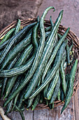 Schlangenkürbisse, Gemüsemarkt Haridwar, Indien
