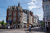 Charakteristische Häuser am Muntplein, Stadtzentrum,  Amsterdam, Noord-Holland, Niederlande