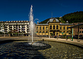 Fountain in Bad Wildbad and bridge over the Enz to König-Karls-Bad, Black Forest, Baden-Württemberg, Germany