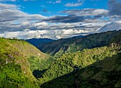 Magdalena River Valley gesehen von La Chaquira, San Agustin, Huila Department, Kolumbien.
