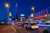 Die Goldene Meile bei Nacht, Blackpool, Lancashire, England, Vereinigtes Königreich, Europa