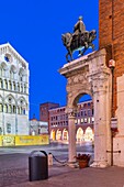 Rathaus und Kathedrale, Ferarra, UNESCO-Weltkulturerbe, Emilia-Romagna, Italien, Europa