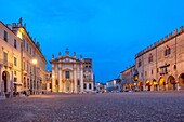 Piazza Sordello, Mantova (Mantua), UNESCO World Heritage Site, Lombardia (Lombardy), Italy, Europe