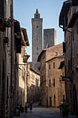 Geschlechtertürme in San Gimignano, Gasse in der Altstadt, Unesco-Welterbe, San Gimignano, Toskana, Italien