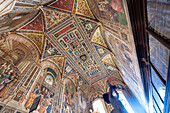 Piccolomini-Bibliothek mit Fresken von Pinturicchio, Dom von Siena, Cattedrale di Santa Maria Assunta, UNESCO-Welterbe, Siena, Toskana, Italien