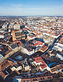 Polen, Kleinpolen, Tarnow, Erhöhte Ansicht der Altstadt der Stadt im Winter