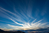 USA, Idaho, Bellevue, Cirruswolken auf schlau bei Sonnenuntergang