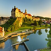 Sigmaringen Castle, Upper Danube Nature Park, Swabian Alps, Baden-Wurttemberg, Germany, Europe