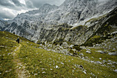 Descent from the Torscharte, Hinterriss, Karwendel, Tyrol, Austria, Europe