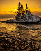 USA, Minnesota, Lake Superior. Lake ice at sunrise
