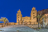 Italien, Sizilien, Cefalu, Kathedrale von Cefalu im 12. Jahrhundert fertiggestellt