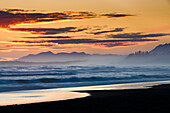Canada, British Columbia, Tofino. Wickaninnish beach sunset.