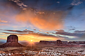 Sonnenaufgang, Monument Valley