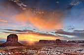 Sunrise, Monument Valley