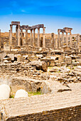 Das Theater, Römische Ruinen, Archäologische Stätte Dougga, UNESCO-Weltkulturerbe, Tunesien, Nordafrika