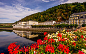 View from the Kurbrücke over the Lahn to the Kursaal building on the Jacques-Offenbach-Promenade, Bad Ems, Rhineland-Palatinate, Germany