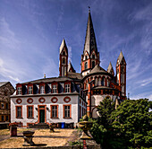Dom von Limburg an der Lahn, gesehen vom Innenhof des Limburger Schlosses, Limburg an der Lahn, Hessen, Deutschland