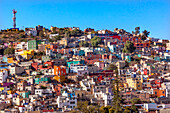 Orange, blaue, rote Häuser von Guanajuato Mexiko