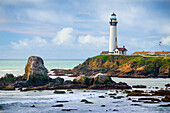 Pigeon Point Lighthouse, Big Sur, California, USA