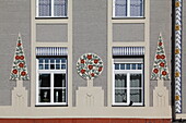 Details in the facade of the Dülferhaus, Leopoldstrasse, Schwabing, Munich, Upper Bavaria, Bavaria, Germany