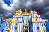 Kloster St. Michael, Kiew, Ukraine. St. Michael ist ein funktionierendes griechisch-orthodoxes Kloster in Kiew.