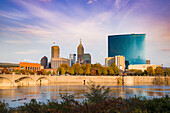 View of downtown from the west bank of White River, White River State Park, Indianapolis, Indiana, USA.