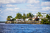 Homes in the 10,000 isalnds off Florida USA