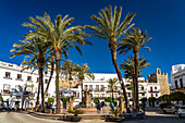 Fountain and white houses in Plaza España square, Vejer de la Frontera, Andalusia, Spain